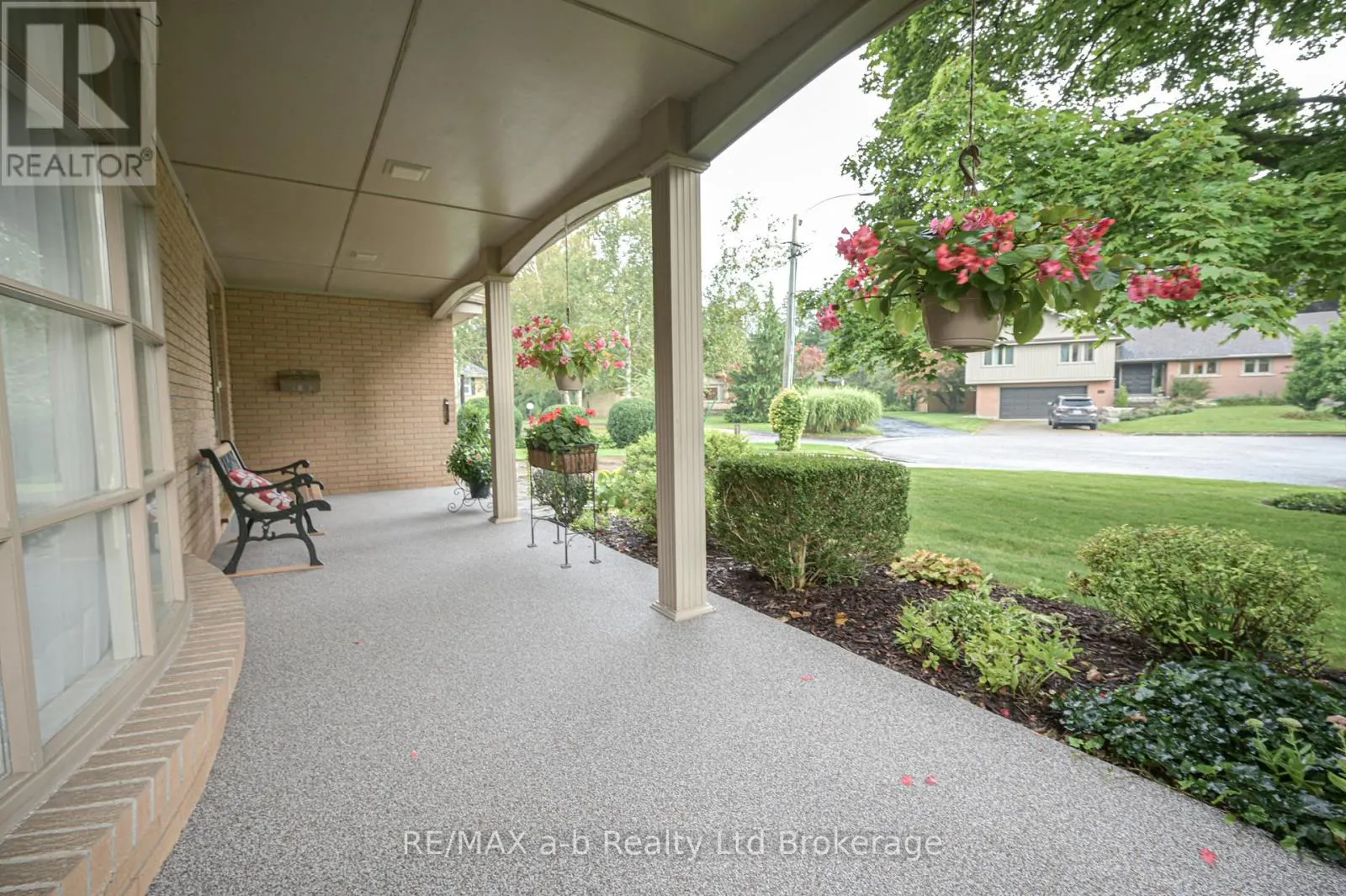 41 PARKWOOD DRIVE