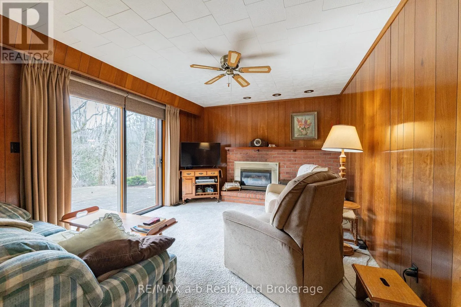 41 PARKWOOD DRIVE