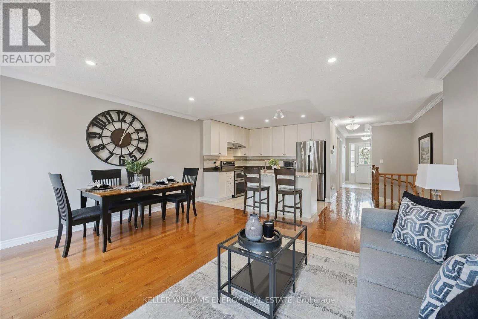 2 AUSTIN COURT