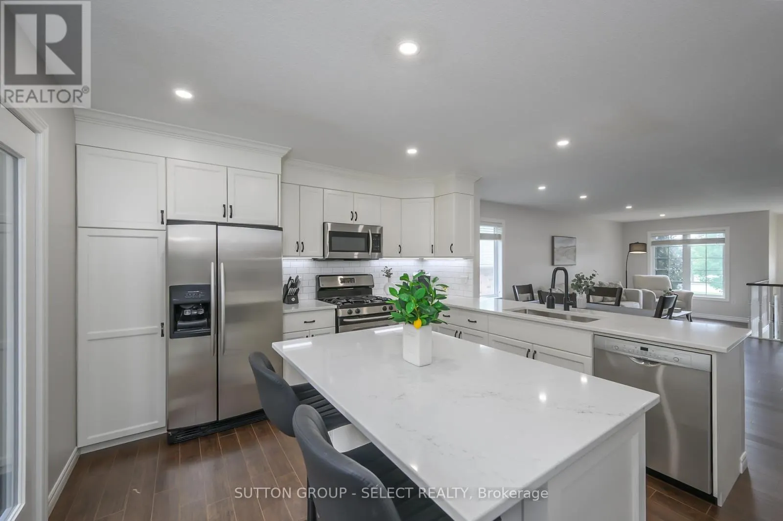 83 MIDDLESEX DRIVE