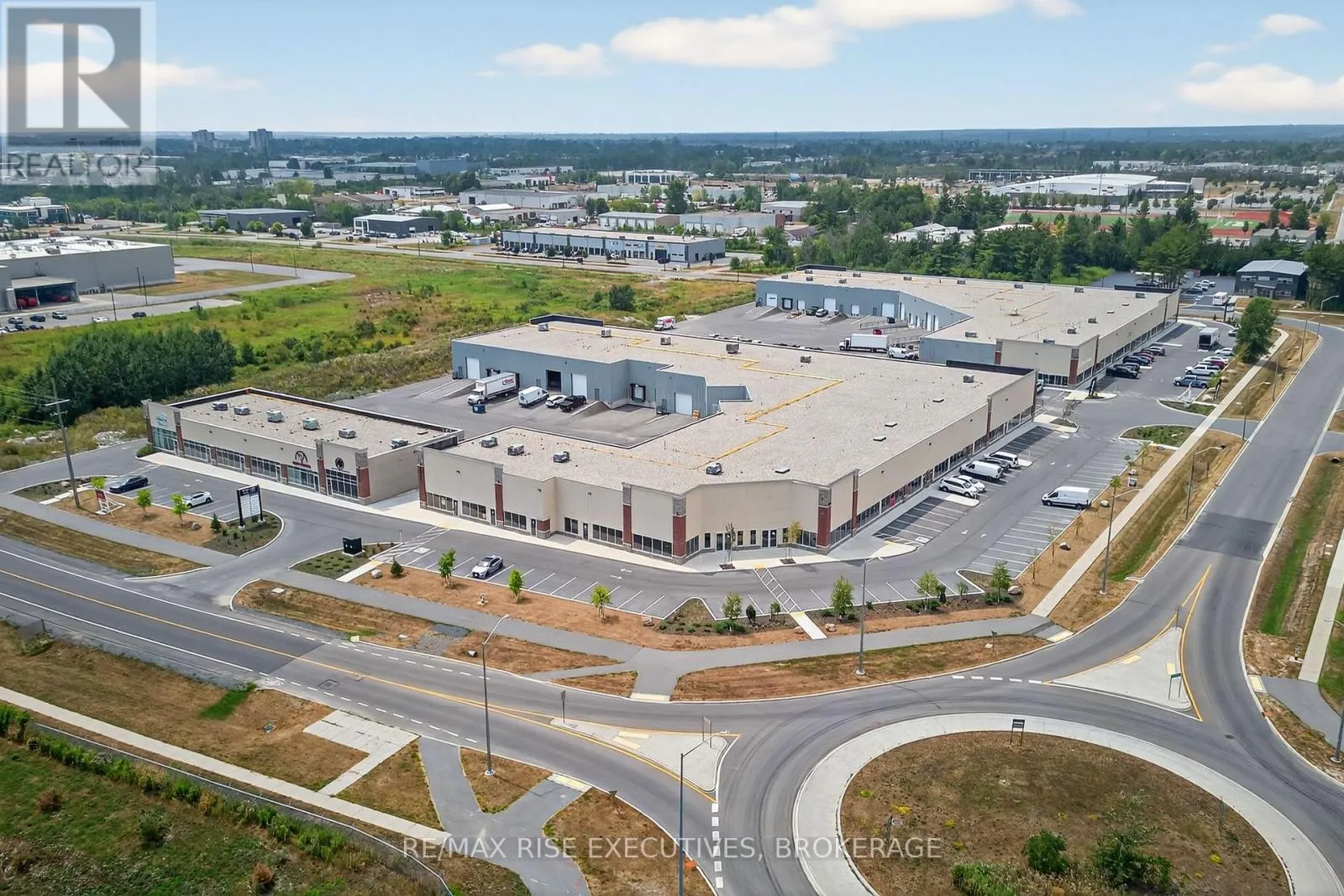 10 - 1325 CENTENNIAL DRIVE N, #10