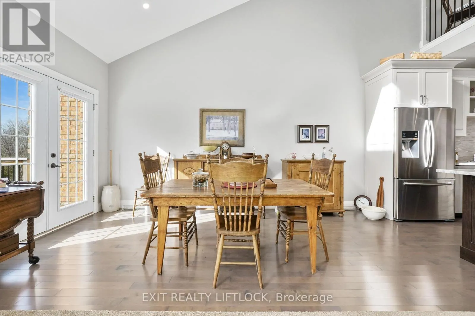 10 - 68 BLOSSOM COURT, #10