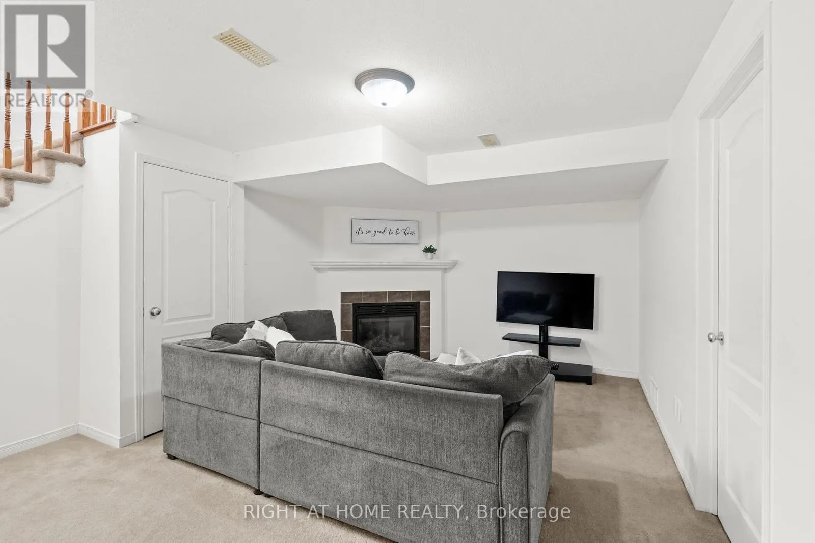 206 CALAVERAS AVENUE