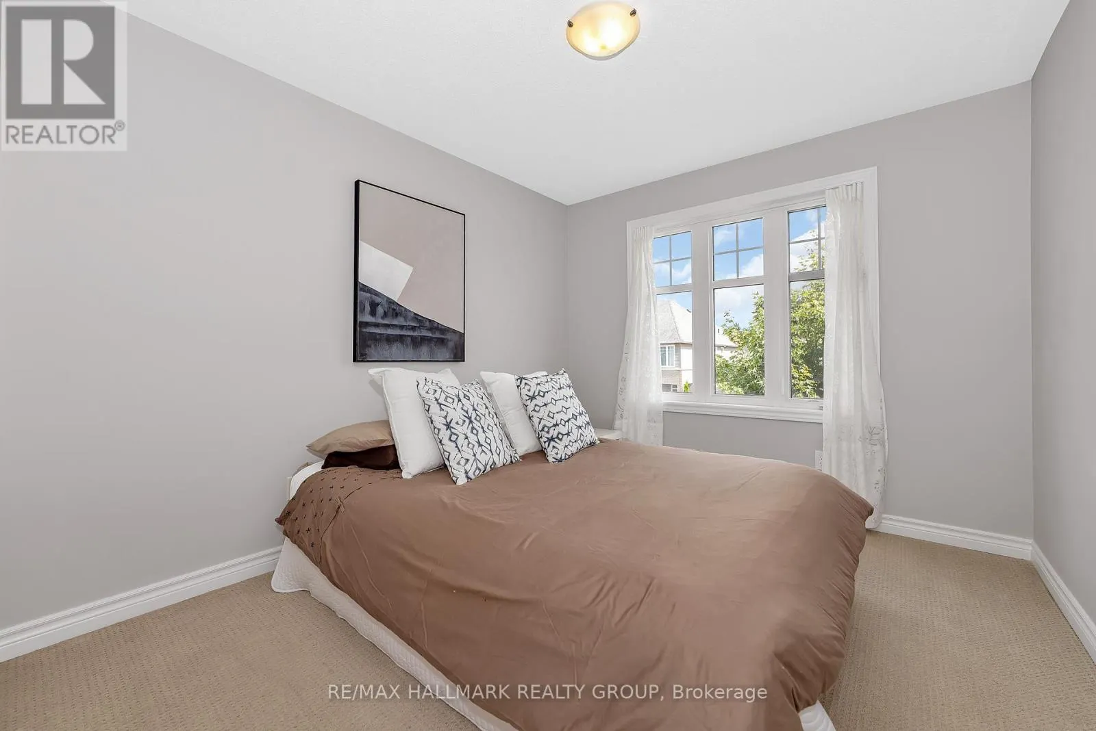 771 HAZELNUT CRESCENT