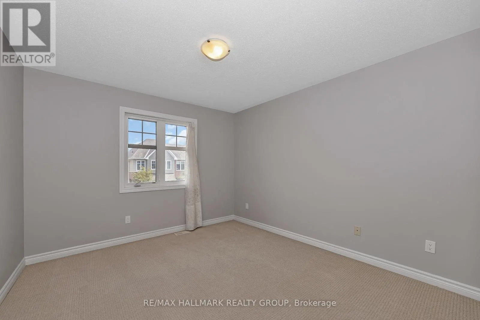 771 HAZELNUT CRESCENT