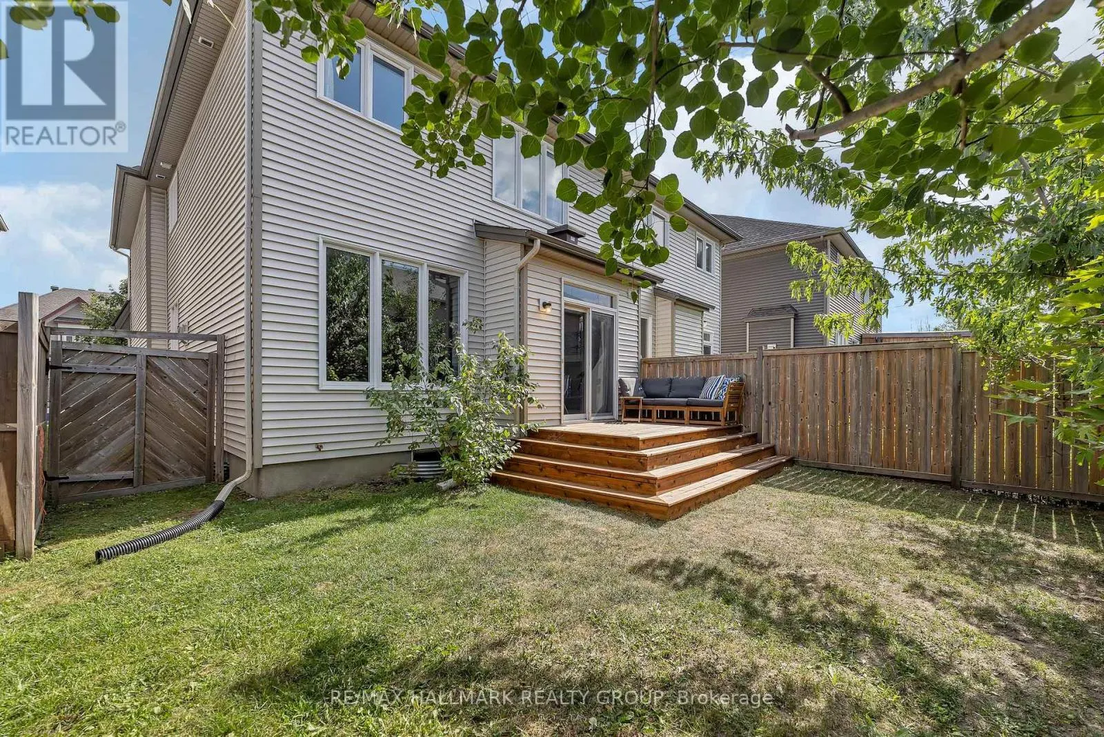 771 HAZELNUT CRESCENT