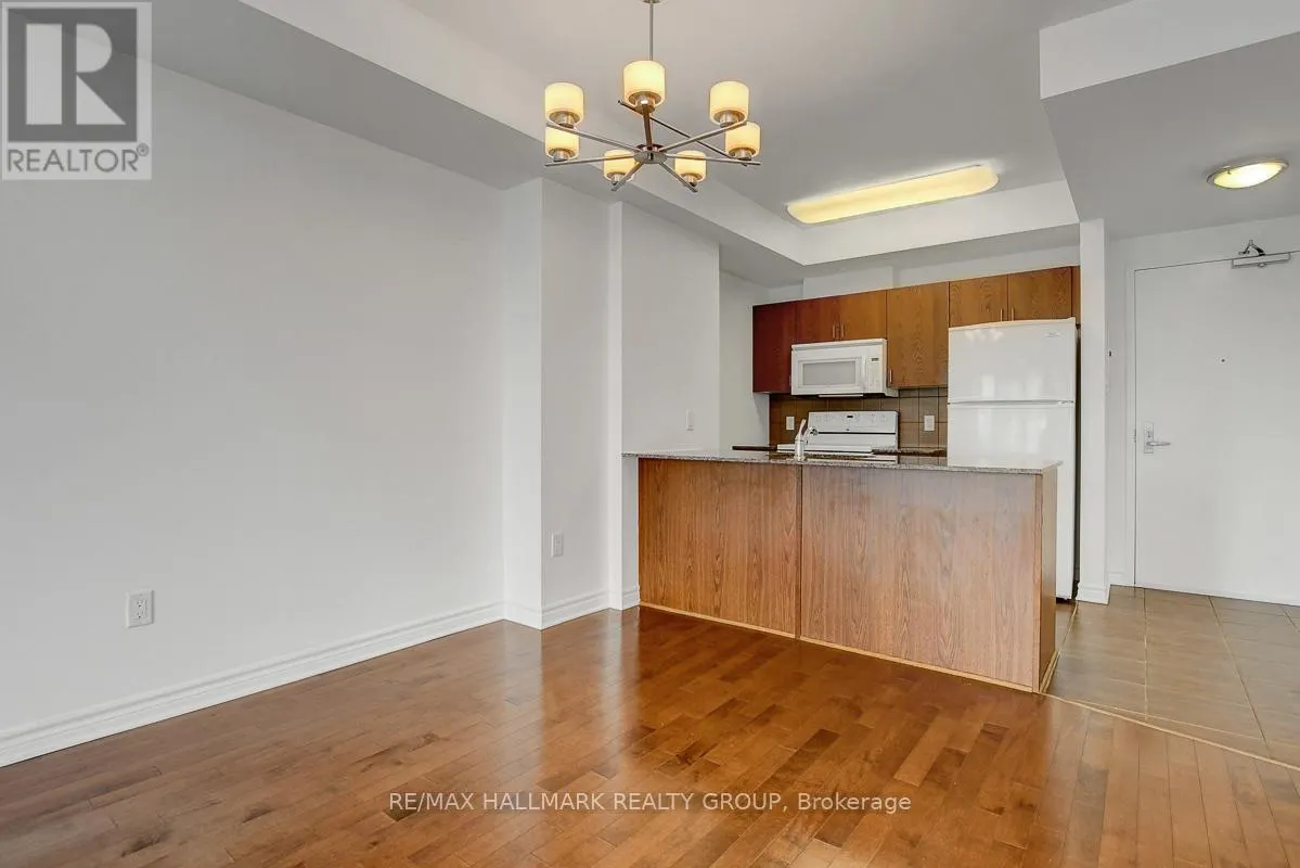 303 - 70 LANDRY STREET