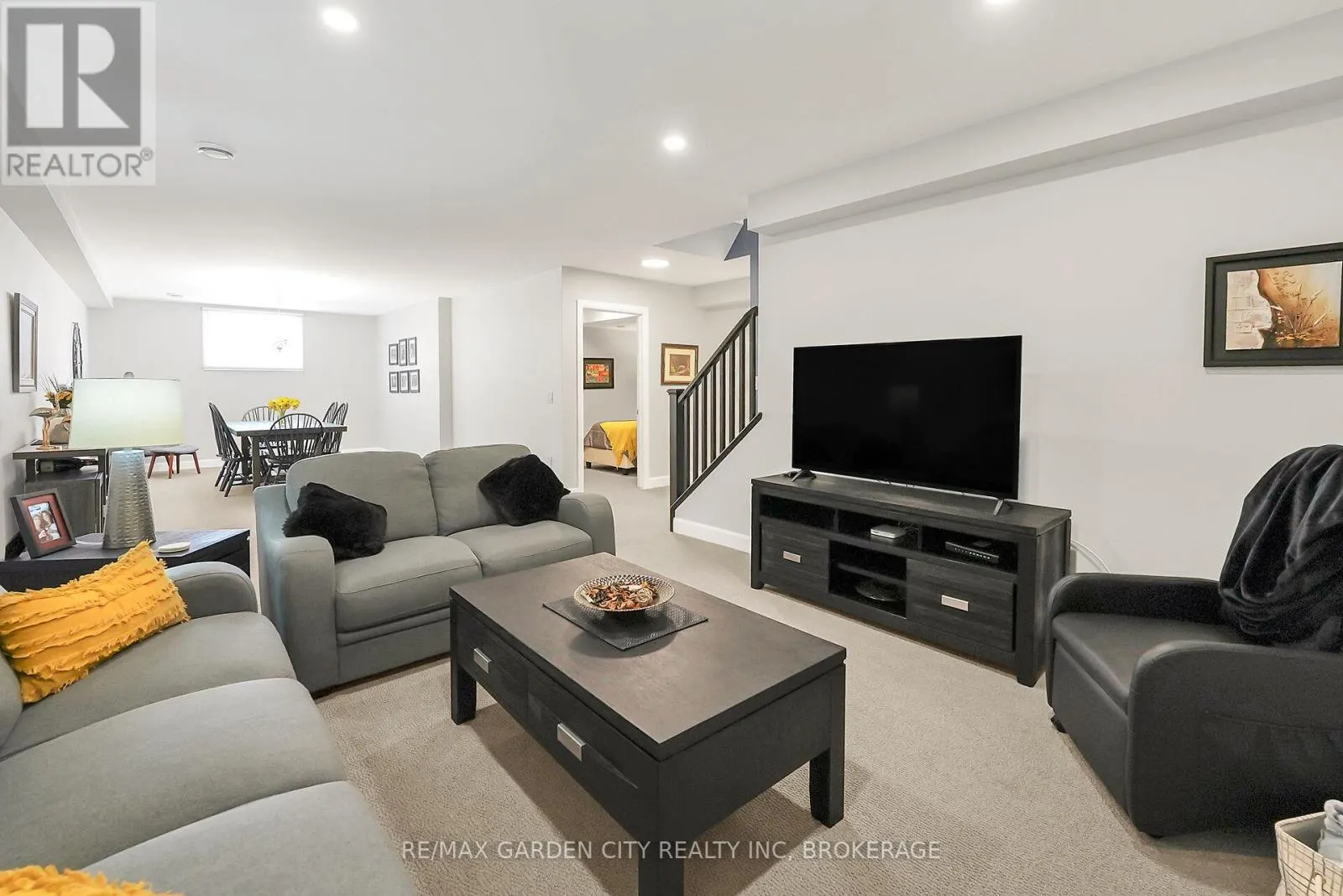 3 CAMPBELL STREET