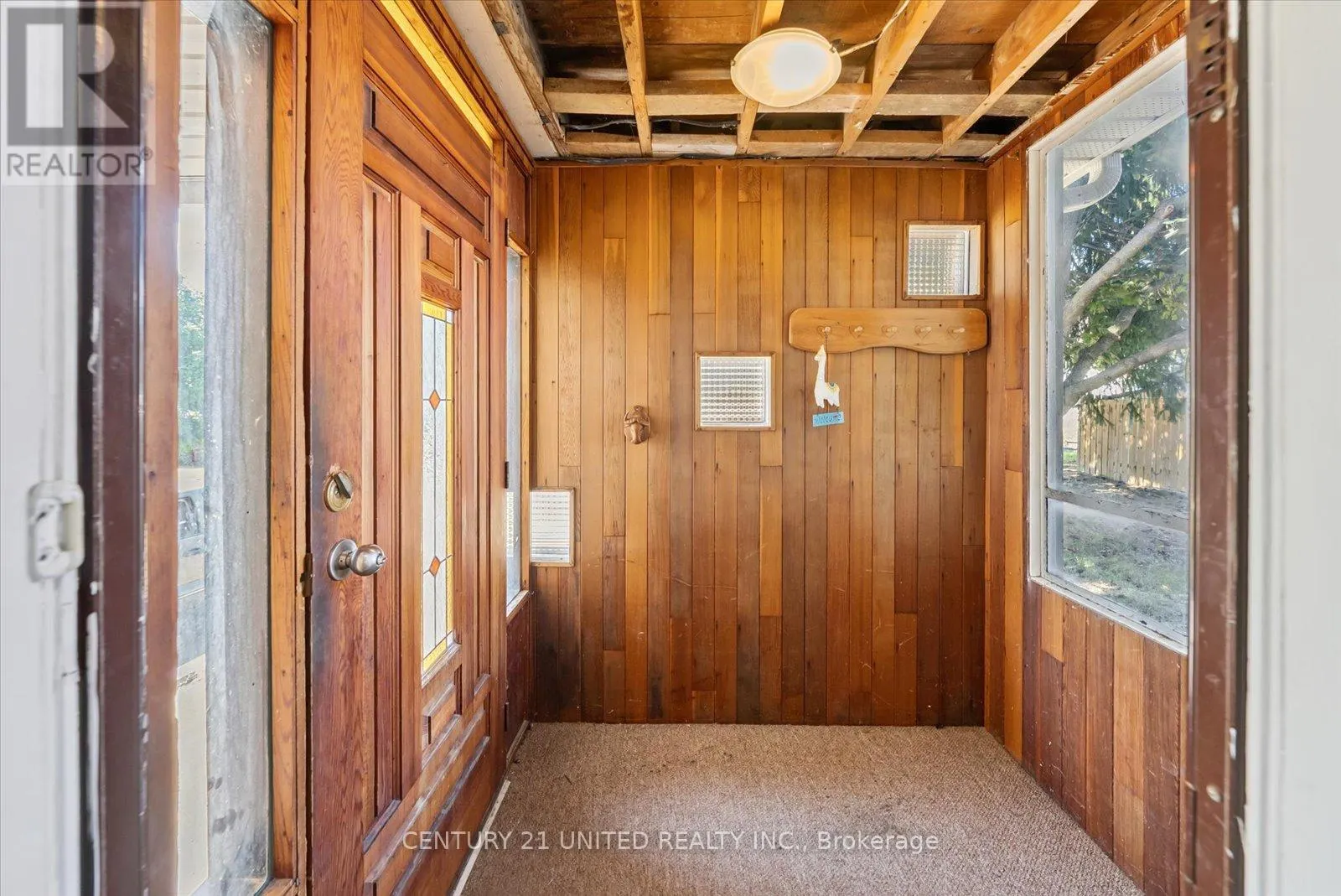 521 RAYMOND STREET