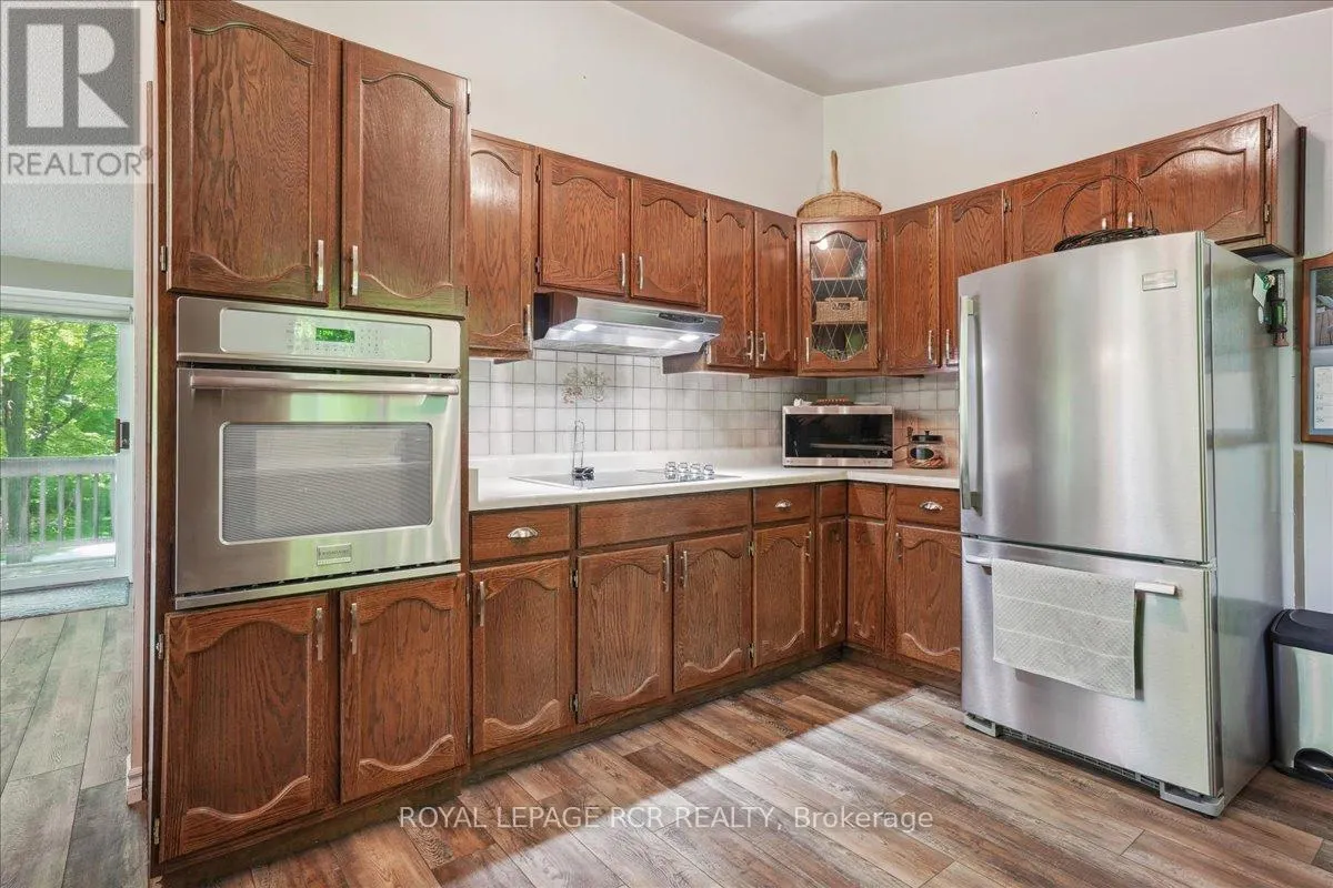 859 SIXTH STREET N