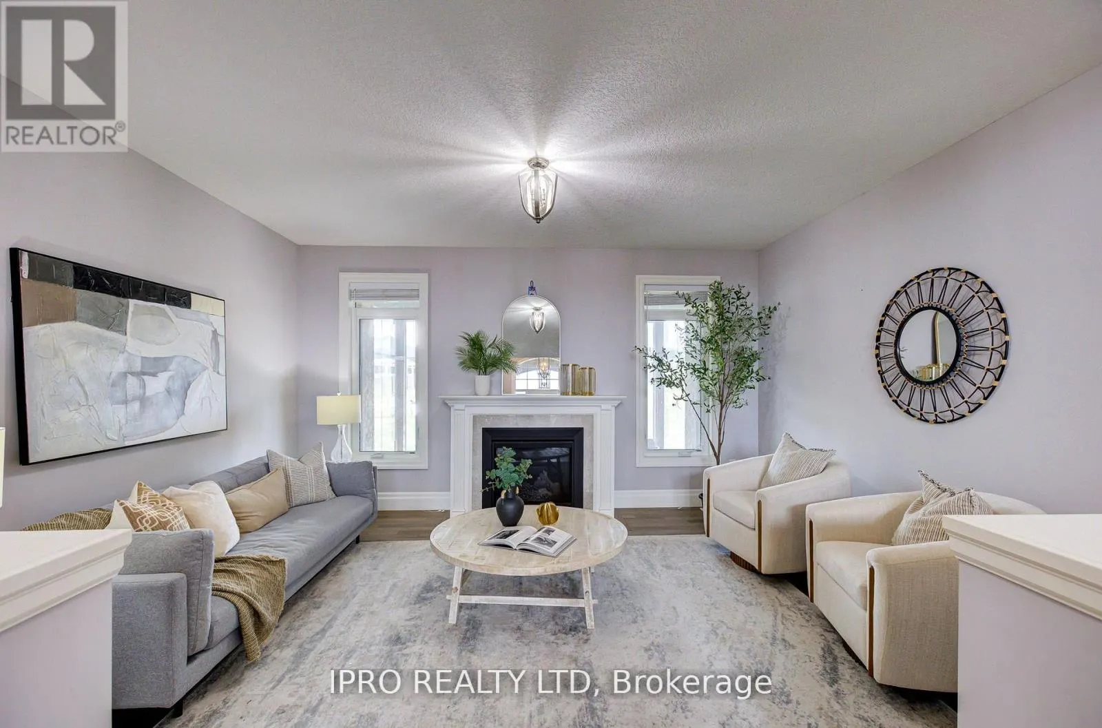 111 SUNSET HILLS CRESCENT