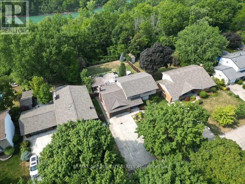 226 RIVERVIEW BOULEVARD