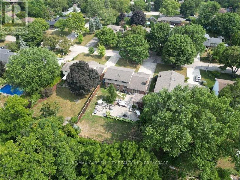 226 RIVERVIEW BOULEVARD