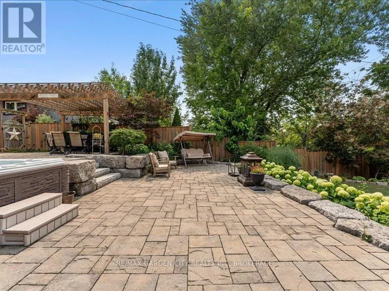 226 RIVERVIEW BOULEVARD