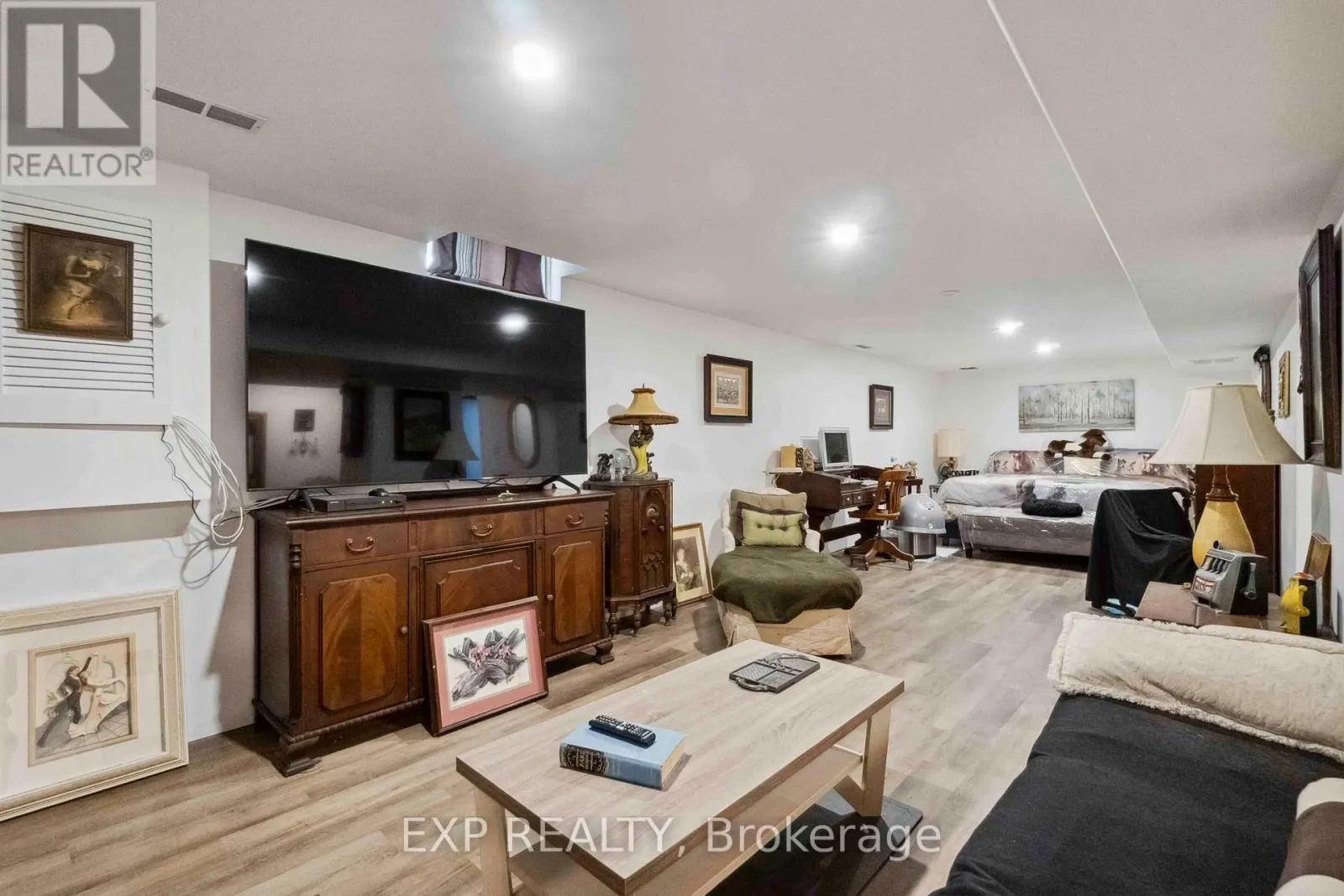 2092 LEGRAND CRESCENT