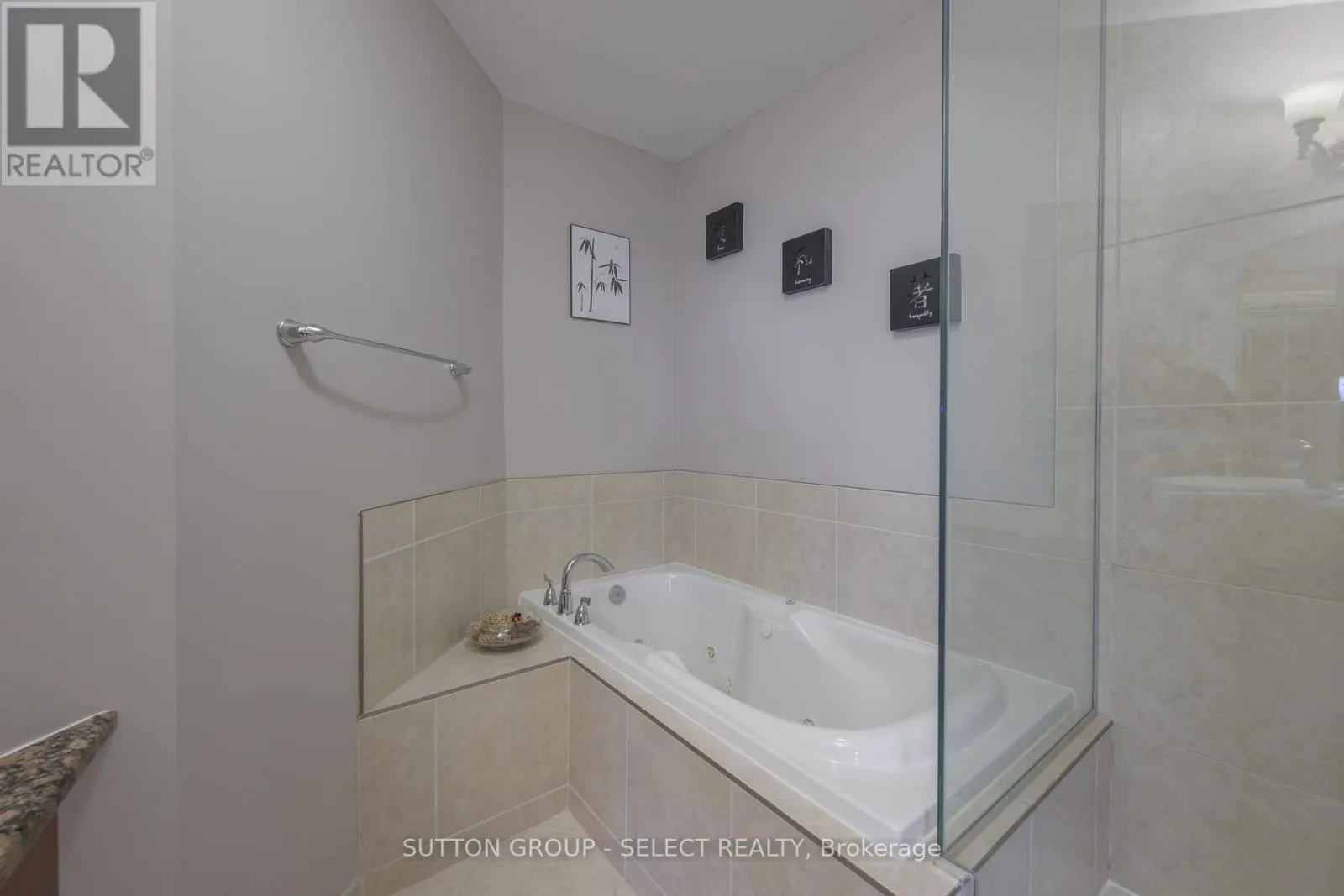 1007 - 250 PALL MALL STREET, #1007
