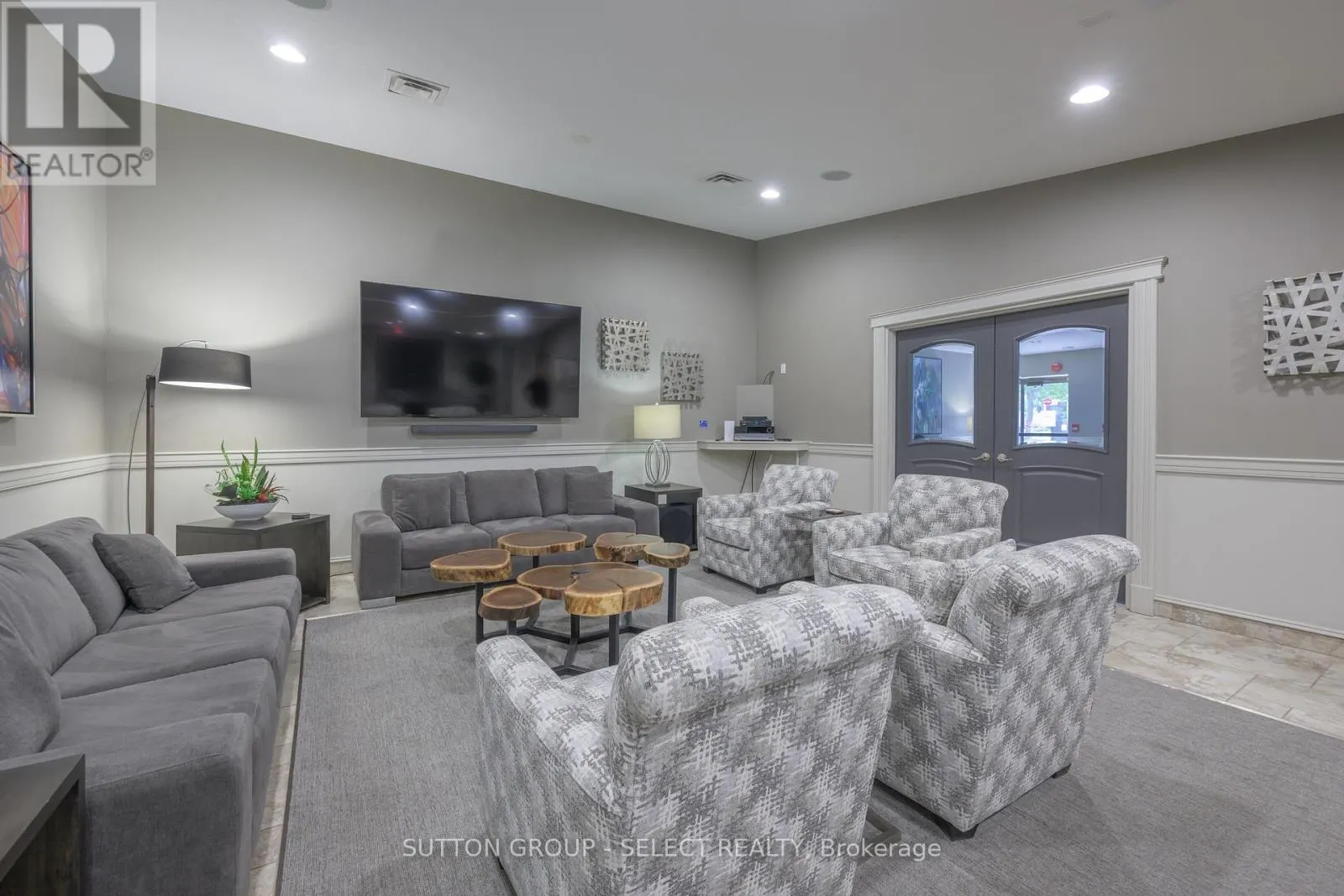 1007 - 250 PALL MALL STREET, #1007