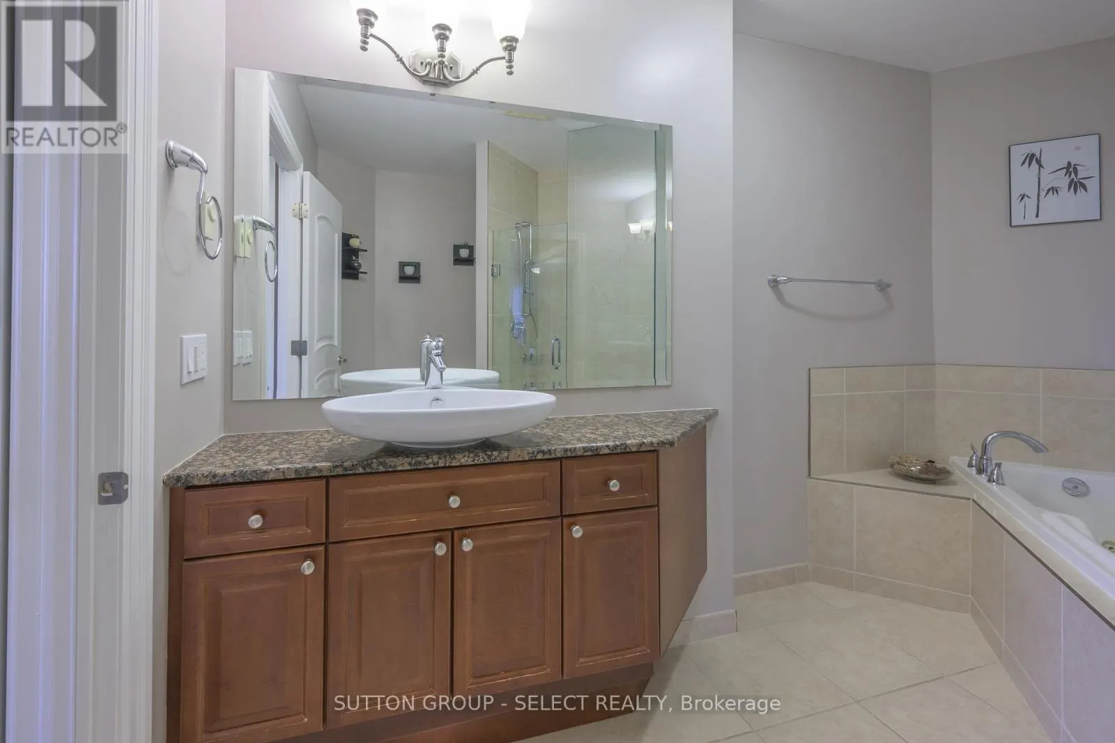 1007 - 250 PALL MALL STREET, #1007