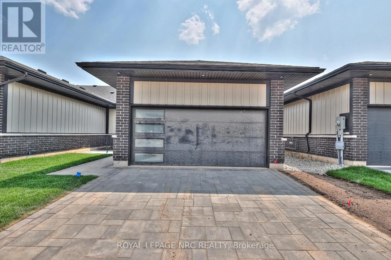 12 ACCURSI CRESCENT