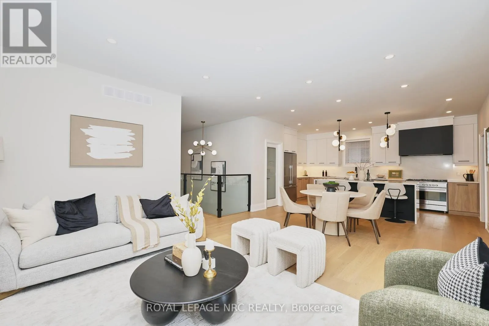 12 ACCURSI CRESCENT