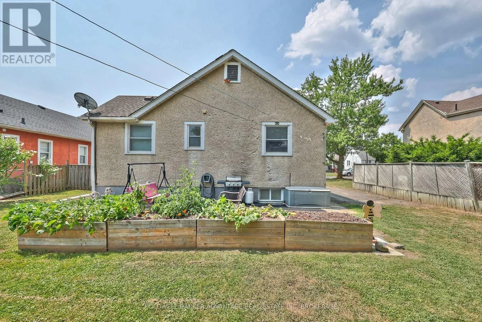 17 CLIFFORD AVENUE