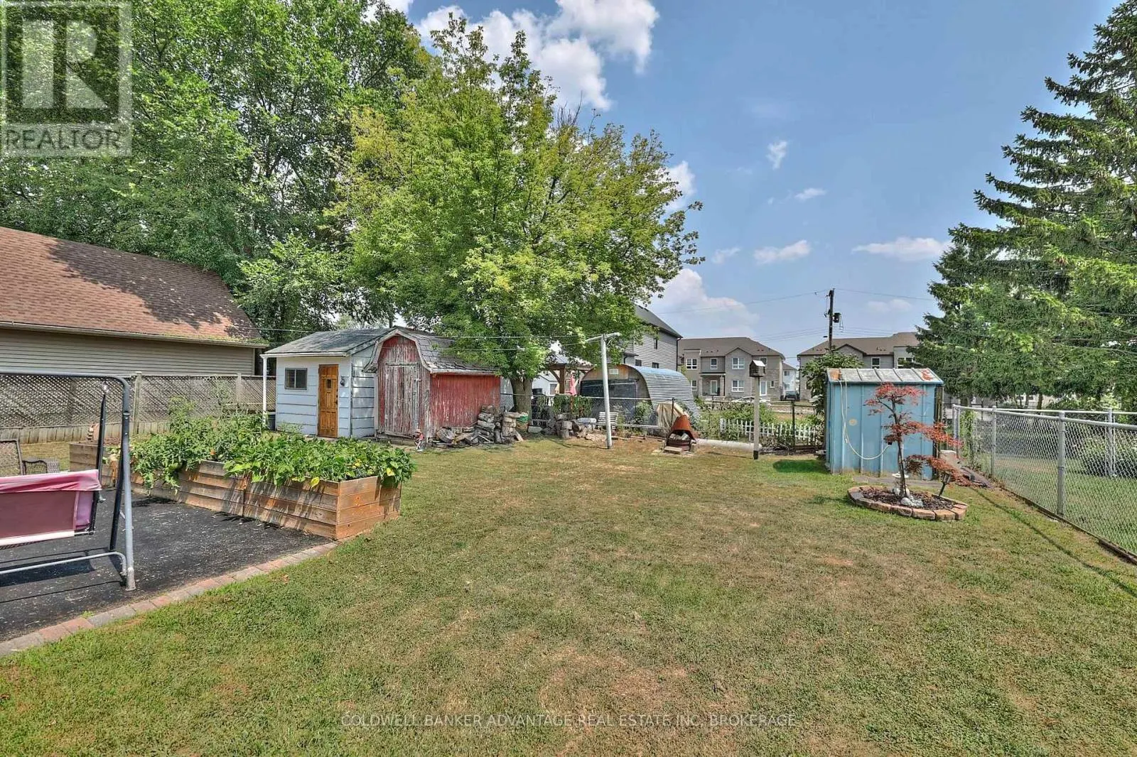 17 CLIFFORD AVENUE