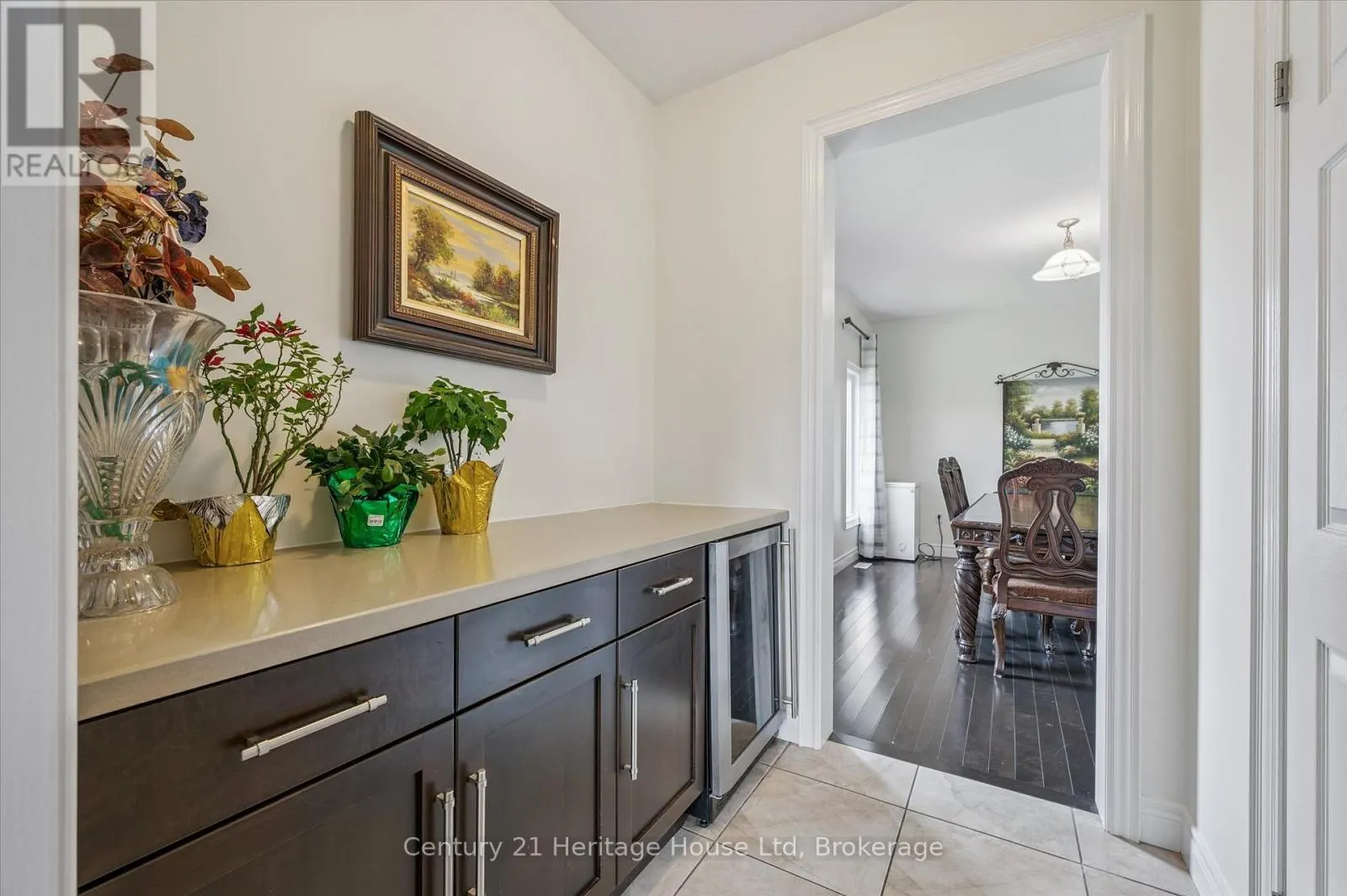 76 ZADUK PLACE