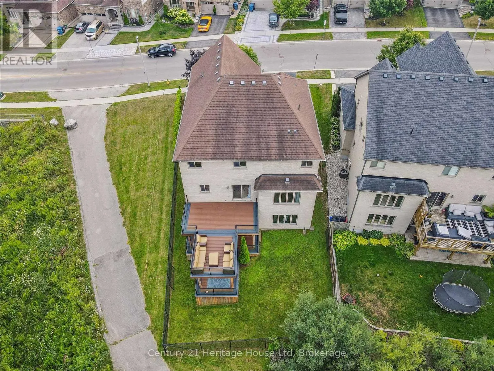 76 ZADUK PLACE