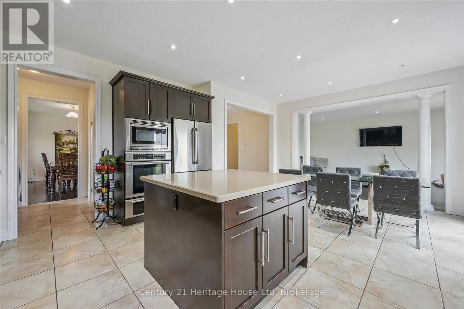 76 ZADUK PLACE