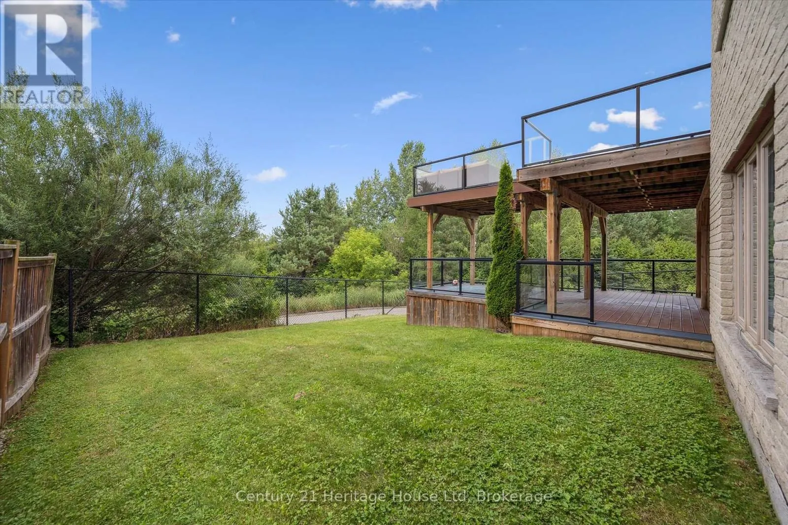 76 ZADUK PLACE