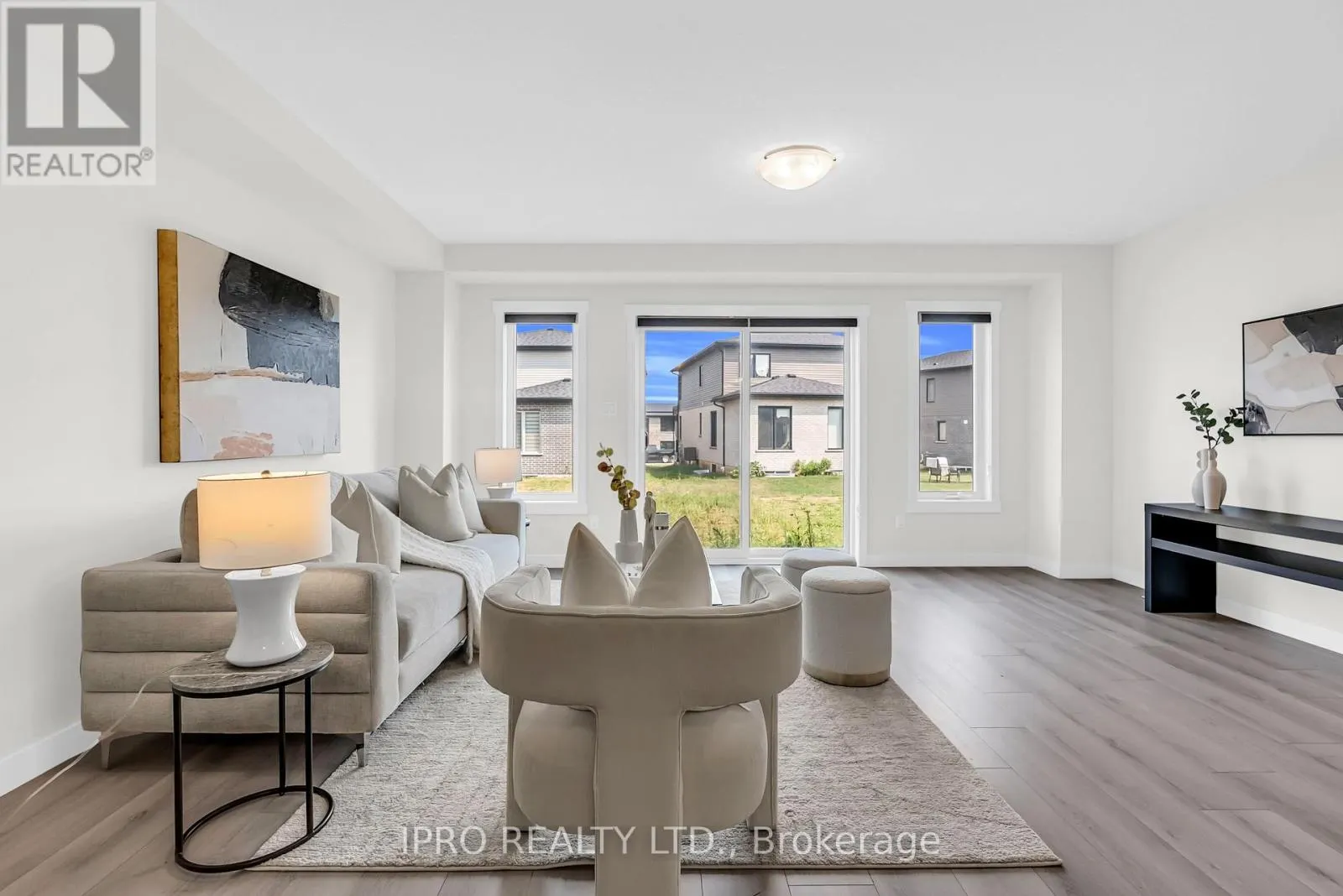 34 WILKINSON AVENUE