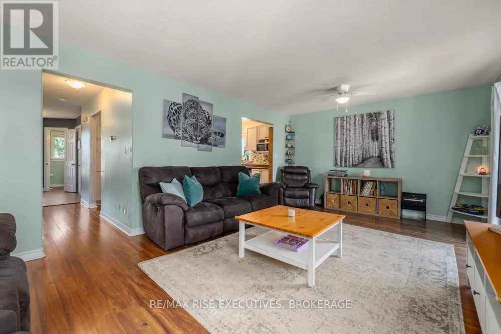 105 MCKEOWN CRESCENT