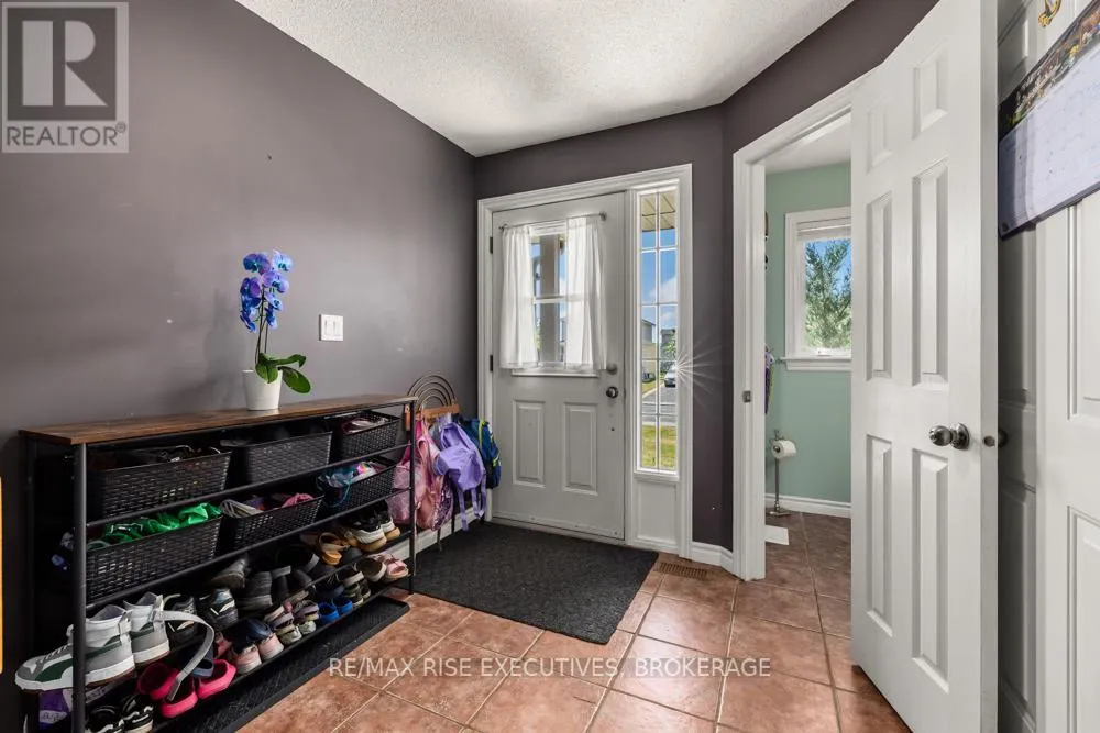 105 MCKEOWN CRESCENT
