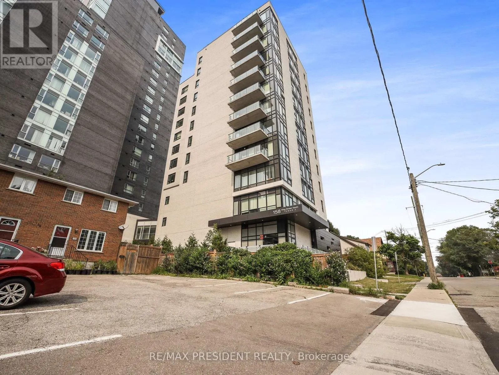 601 - 160 KING STREET N
