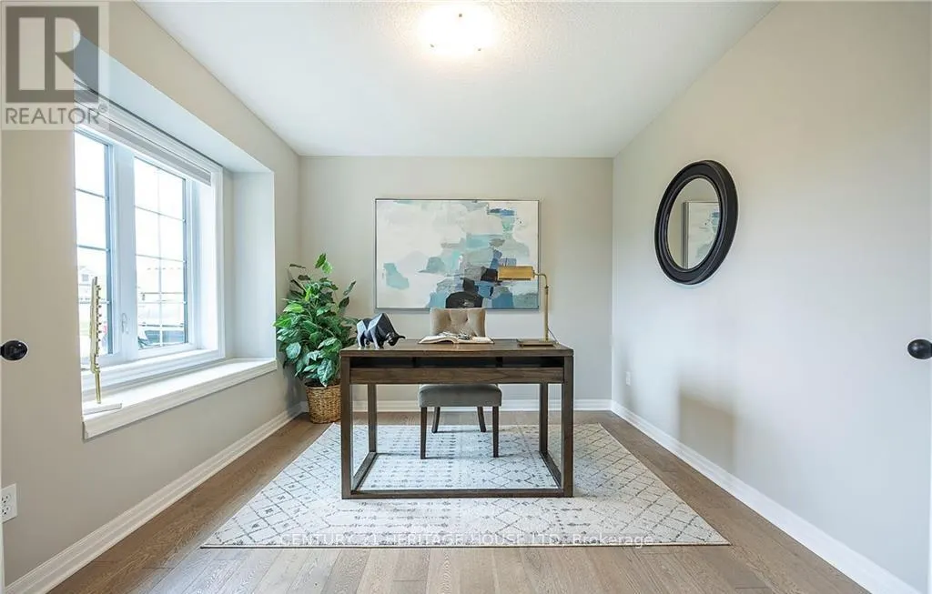 22 FOXTAIL LANE