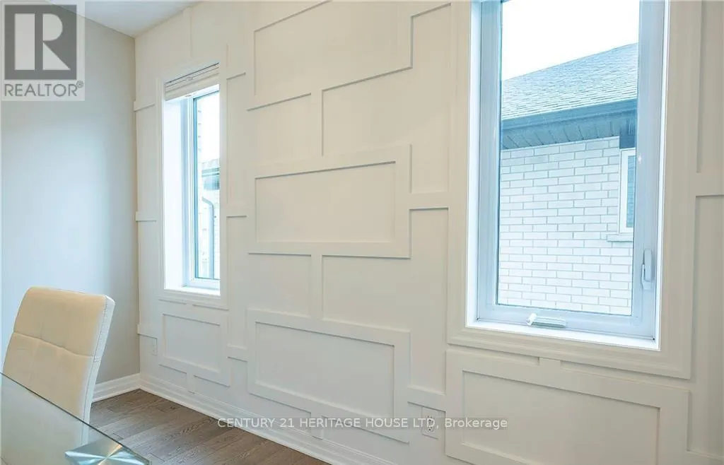 22 FOXTAIL LANE