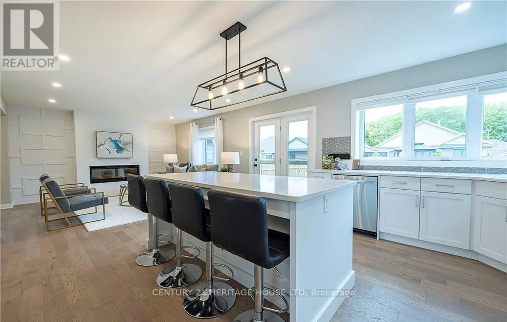 22 FOXTAIL LANE
