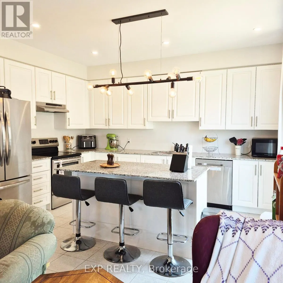 1056 RIPPINGALE TRAIL