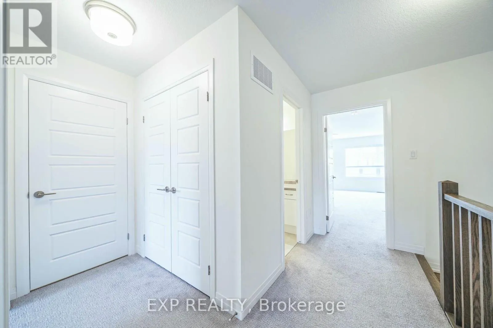 22 DENNIS AVENUE