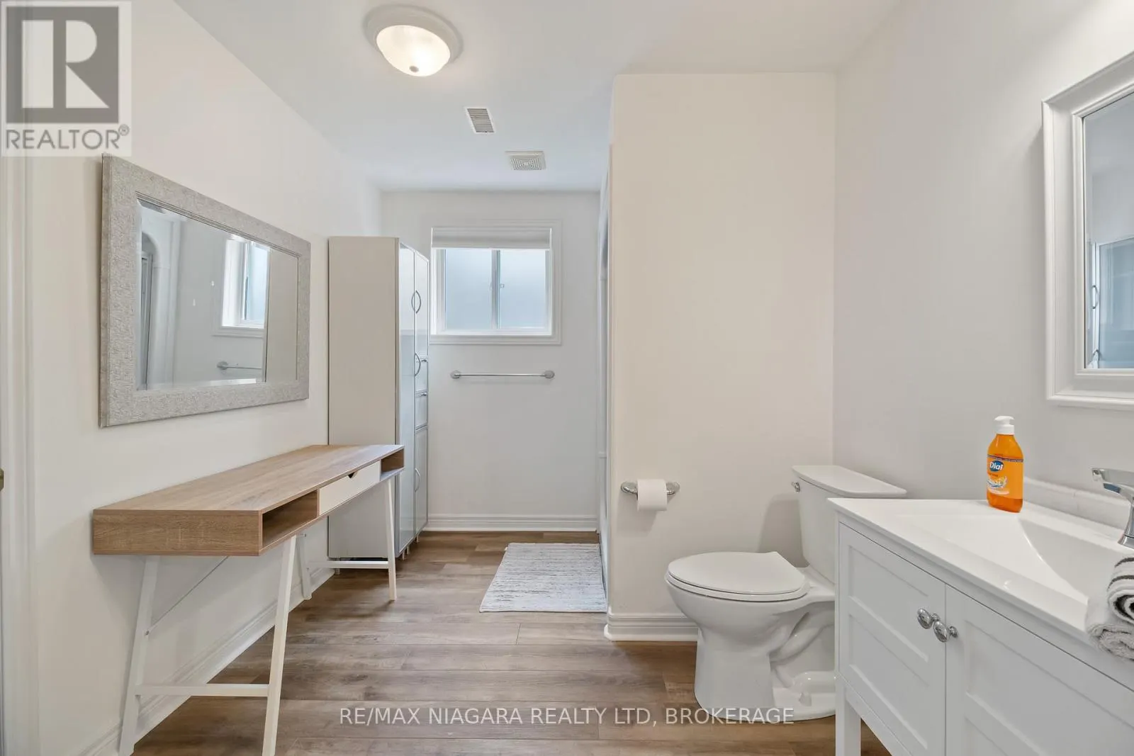 8311 VEGTER COURT