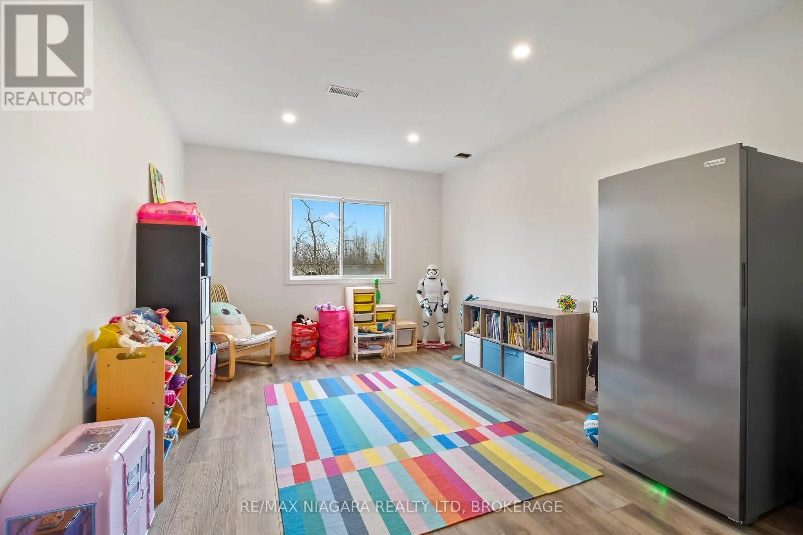 8311 VEGTER COURT