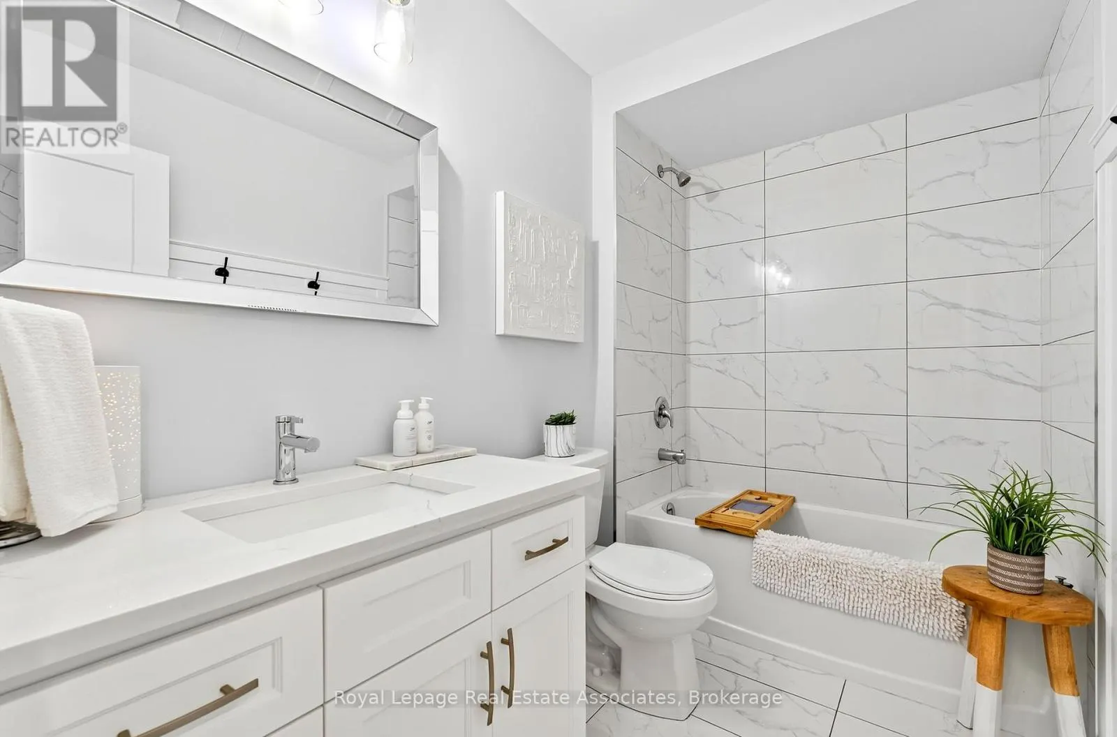 10 GRANITE RIDGE TRAIL