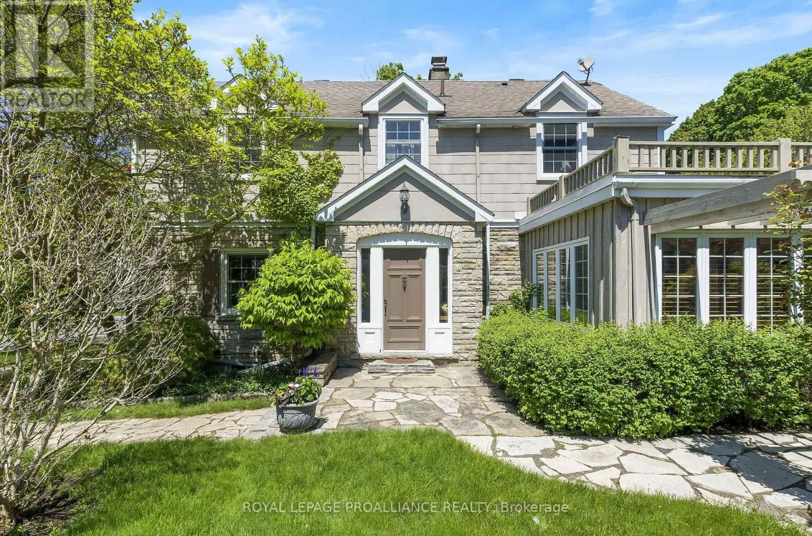 27 COCHRANE DRIVE