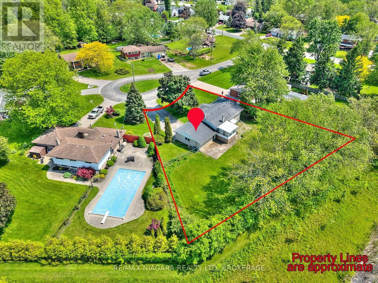 1129 MANNING COURT