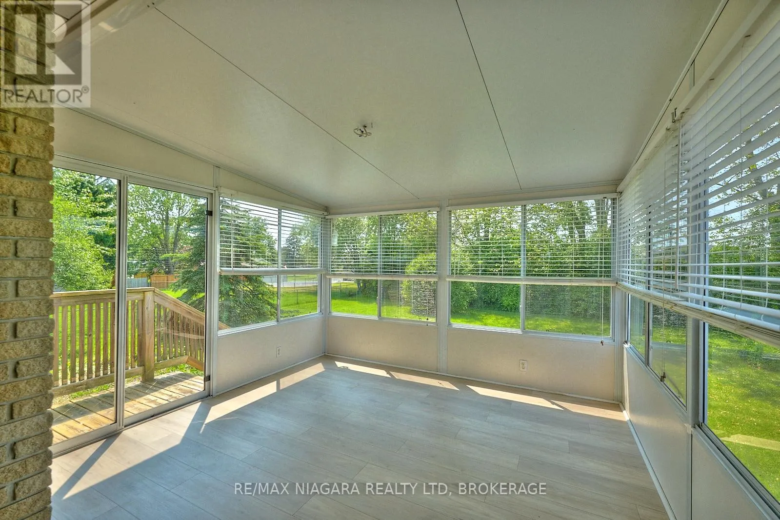 1129 MANNING COURT