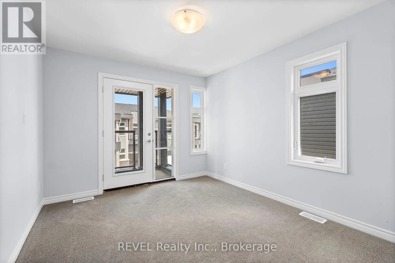 49 - 5672 DORCHESTER ROAD, #49