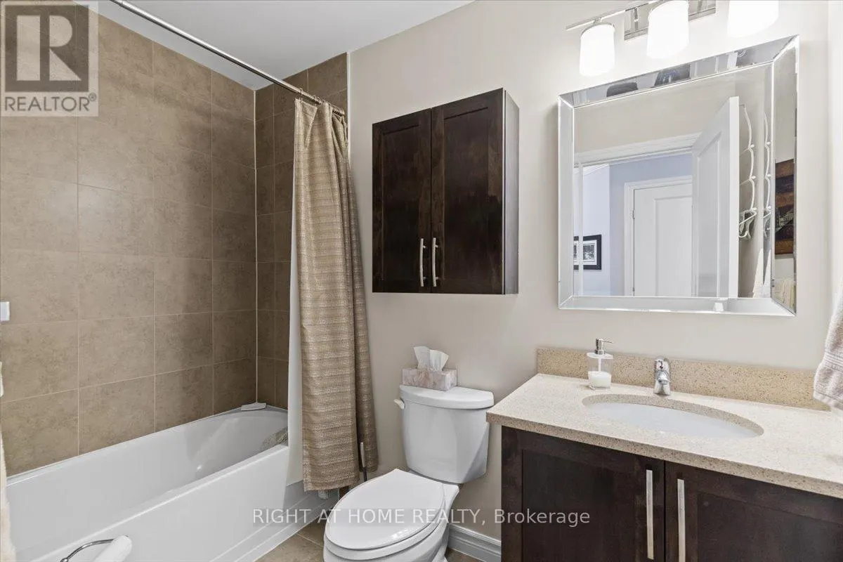 202 - 141 POTTS PRIVATE