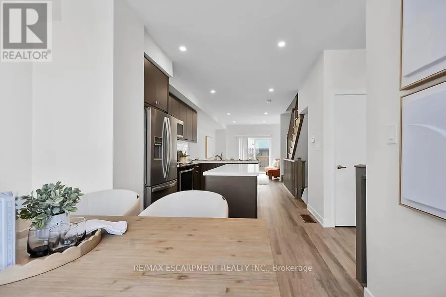 17 MARKLE CRESCENT