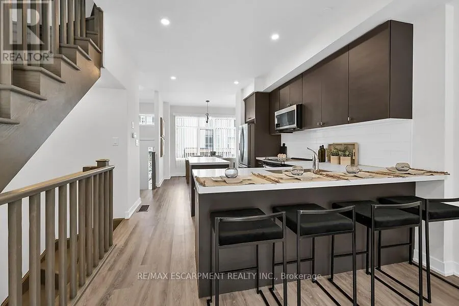 17 MARKLE CRESCENT