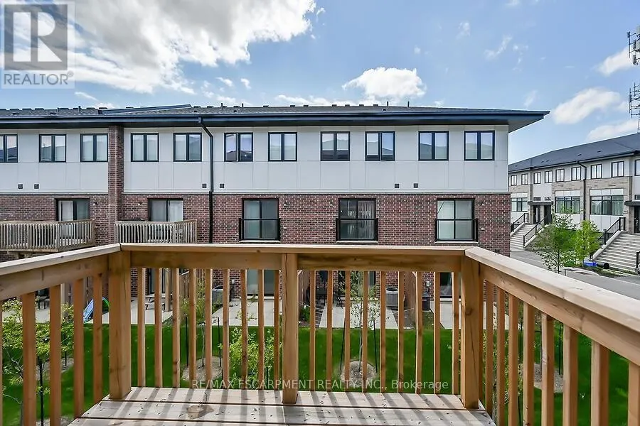 17 MARKLE CRESCENT